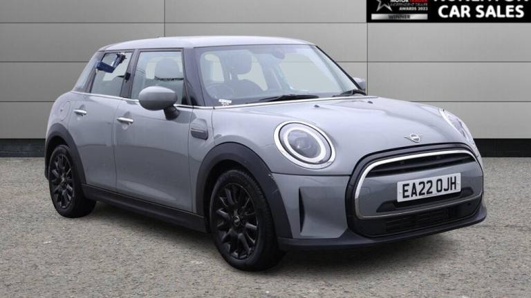 2022 MINI Hatch 1.5 Cooper Classic Hatchback 5dr Petrol Manual Euro 6 (s/s) (136 ps) Hatchback Pe...