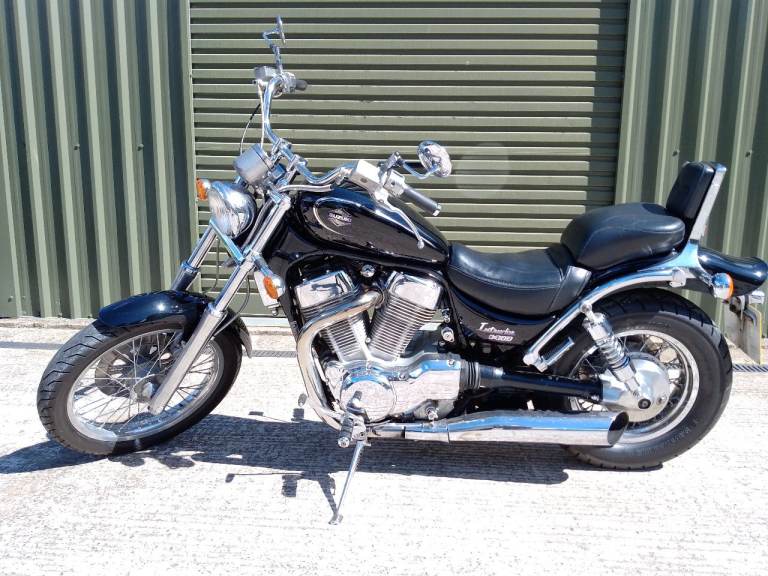 Suzuki Intruder, 1994, 1400 (cc)