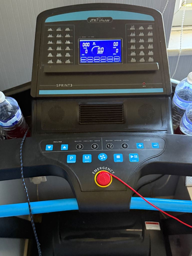 JTX treadmill with incline and heart monitor