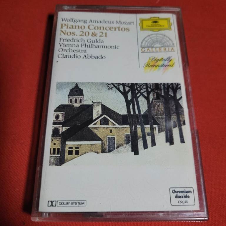Mozart Piano Concertos 20 & 21 Cassette Tape Gulda Abbado DG Galleria A11