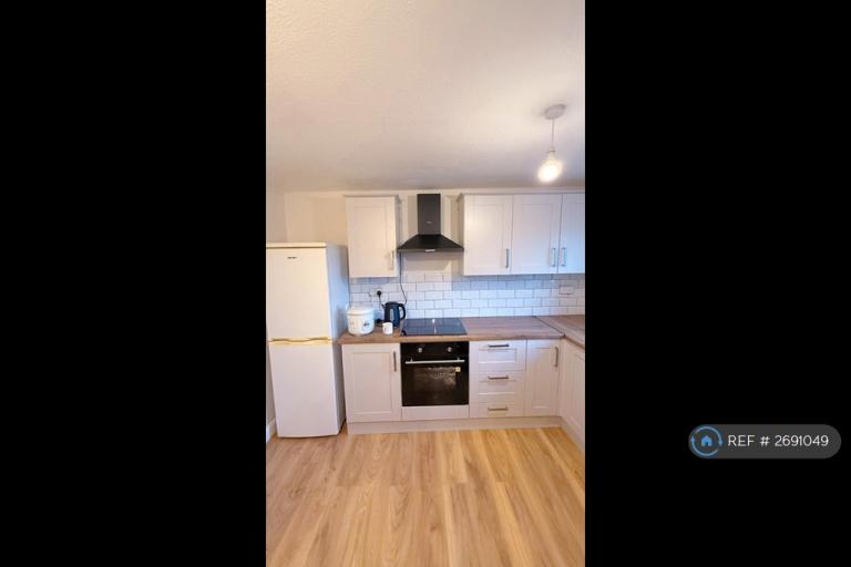 image for 3 bedroom house in Kenton Lane, Newcastle Upon Tyne, NE3 (3 bed) (#2691049)