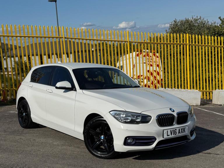 2016 BMW 1 Series 118i [1.5] Sport 5dr HATCHBACK PETROL Manual