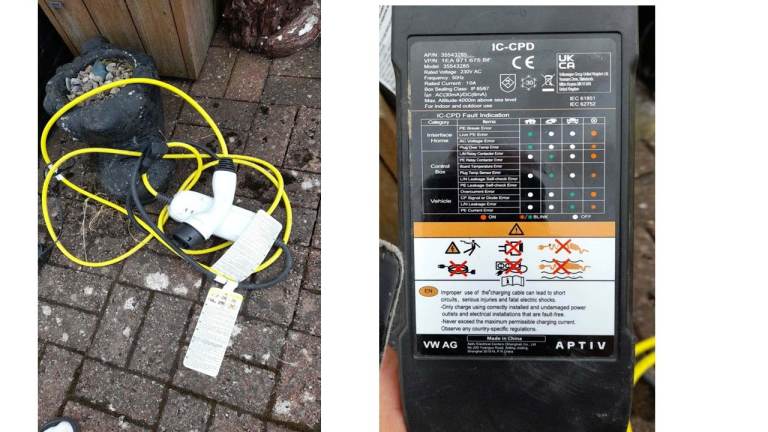 Universal electric car charging cable more than welcome to see it all working 6 metre used 10 times