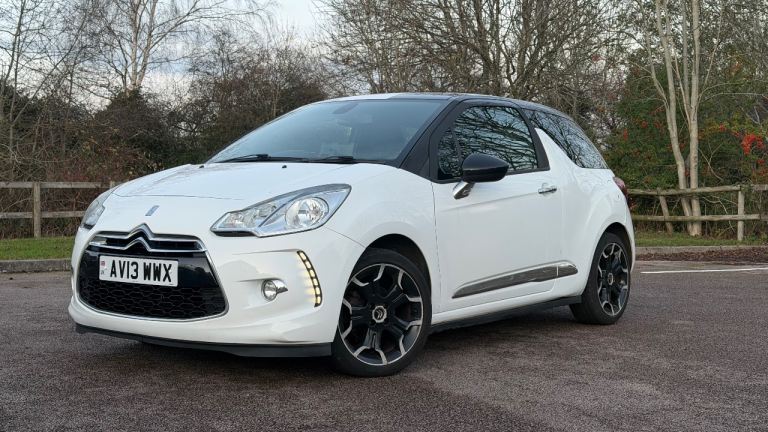 Citroen, DS3, Hatchback, 2013, Manual, 1598 (cc), 3 doors