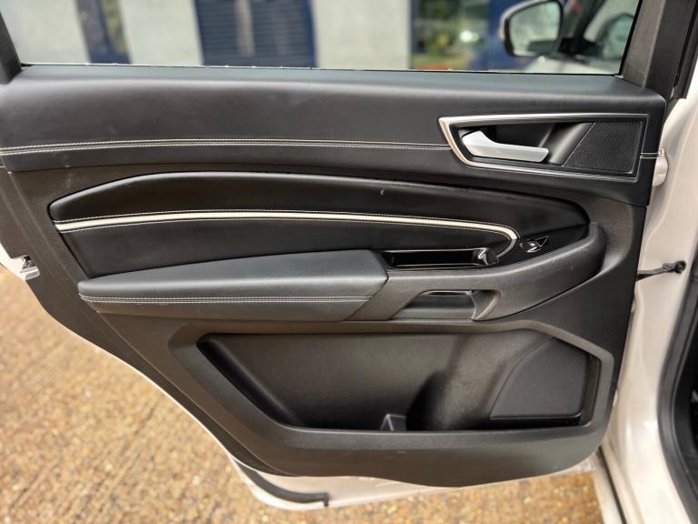 2019 Ford S-Max 2.0 EcoBlue 240 5dr Auto MPV Diesel Automatic