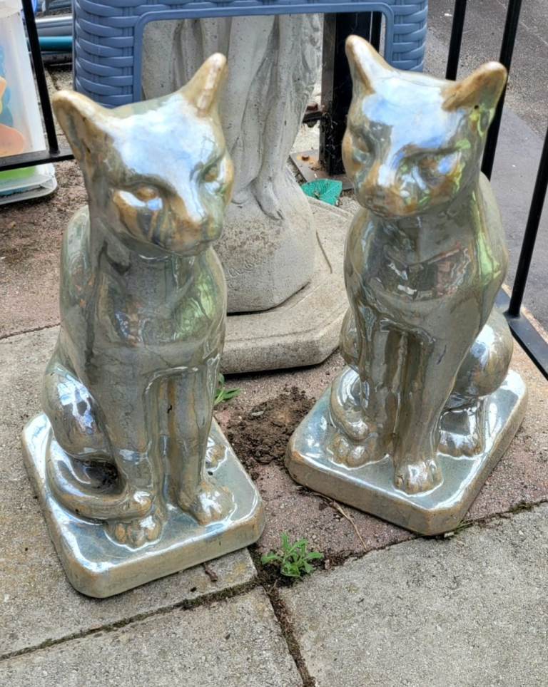 2 UNIQUE BEAUTIFUL CAT STATUE GARDEN ORNAMENT TERASA PATIO BALCONY ENTRANCE PORCH CERAMIC DECORATION