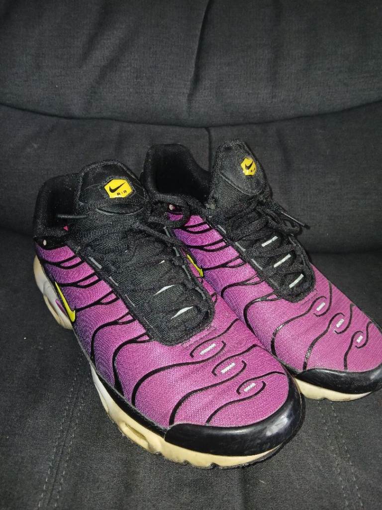Mens nike tns size 9 £10 each 