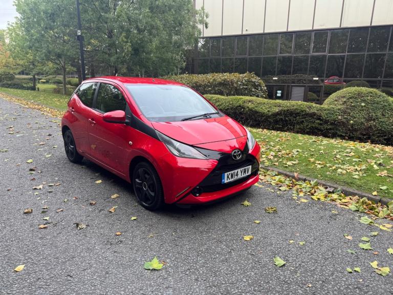 2015 Toyota Aygo 1.0 petrol Automatic, 5 drive, 20GBP road tax, cheap insurance