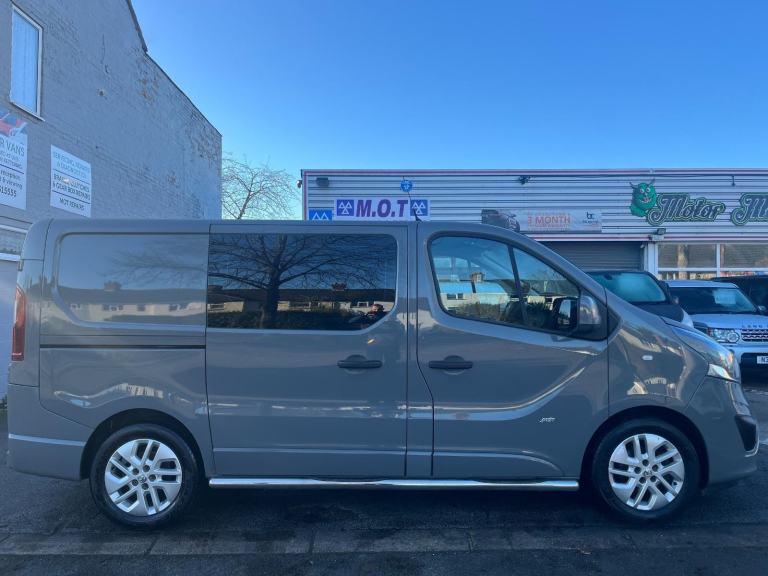 Vauxhall Vivaro 1.6 CDTi 2900 BiTurbo ecoFLEX Sportive 6 Seat SWB Cre... 2015/65