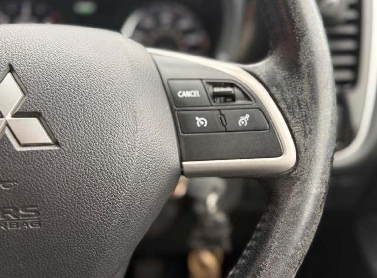 2016 Mitsubishi Outlander 2.2 DI-D GX3 5dr ESTATE DIESEL Manual