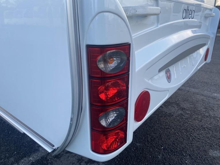 2013 ADRIA ALTEA TRENT 4 BERTH LUXURY TOURING CARAVAN