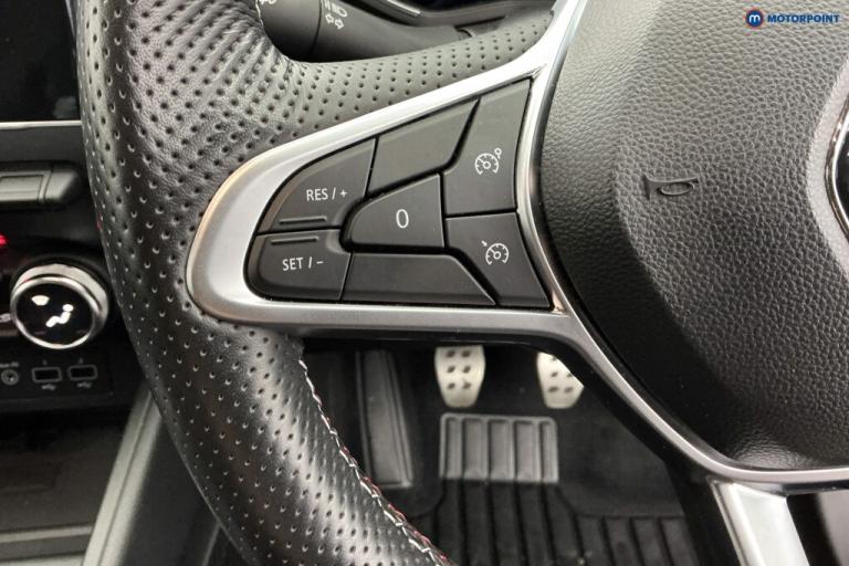 2023 Renault Clio 1.0 TCe 90 RS Line 5dr Hatchback Petrol Manual