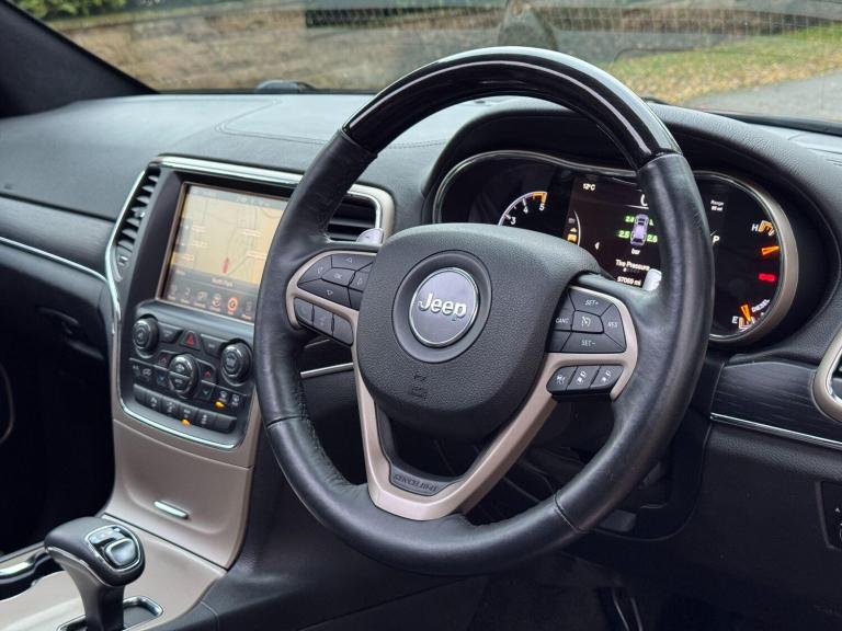 2015 Jeep Grand Cherokee 3.0 CRD Summit 5dr Auto ESTATE DIESEL Automatic