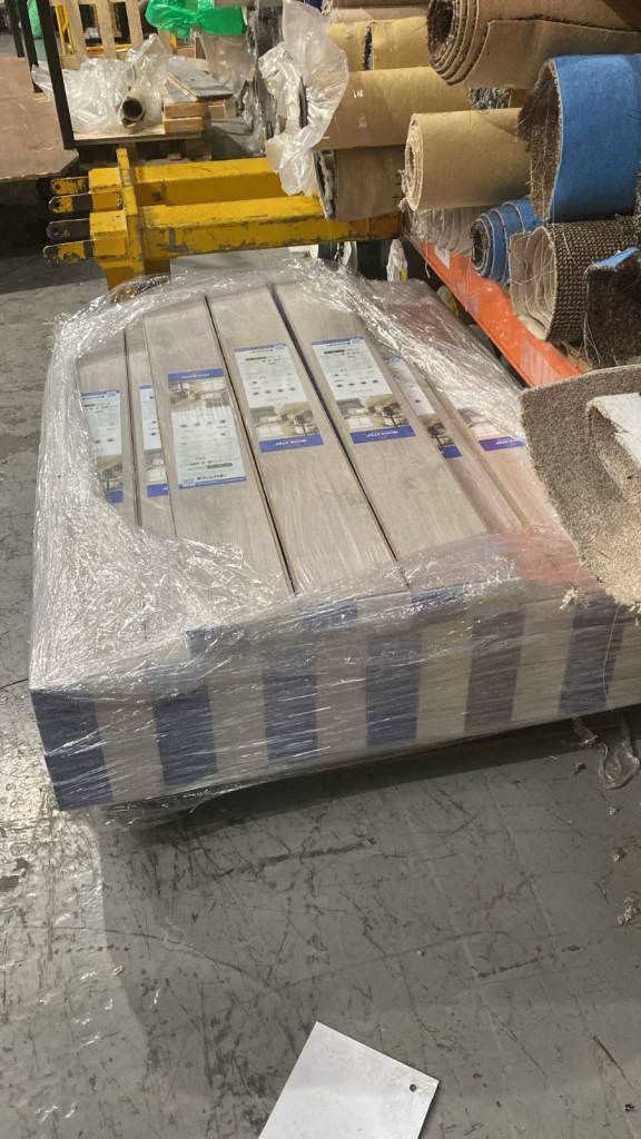 Brand New Laminate Flooring Just £20 Per Pack