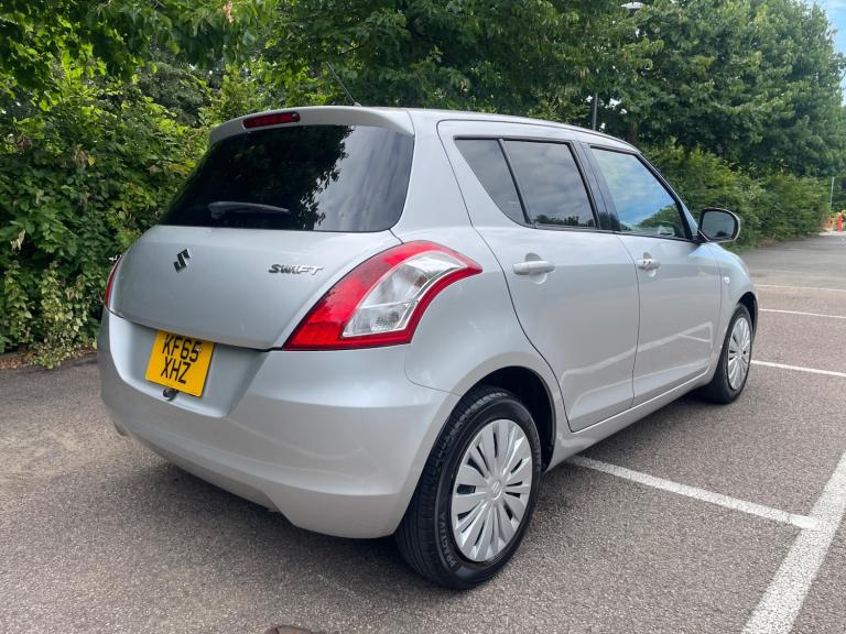 Automatic only 25,000 MILES,