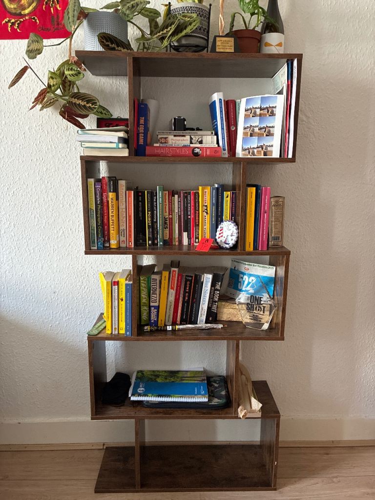 Bookshelf 