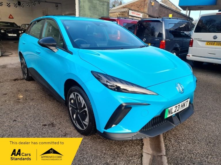 MG MG 4 SE 51KWH EV AUTO +CAR PLAY, 1 OWNER, FULL HISTORY,BLUE