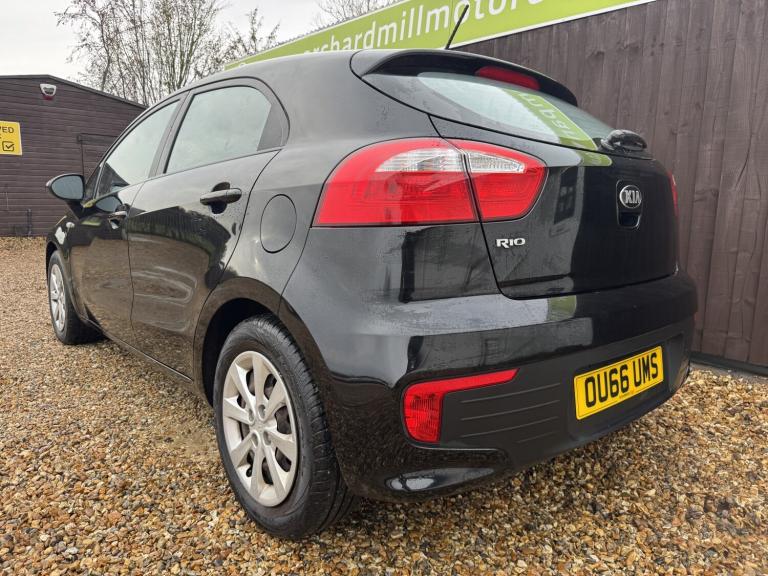 KIA RIO 1.3 1 Air 2016