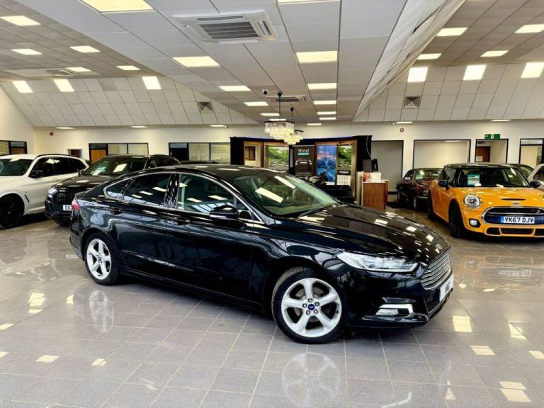 2017 Ford Mondeo 2.0 TDCi Titanium Hatchback 5dr Diesel Manual Euro 6 (s/s) (150 ps) Hatchback Di...