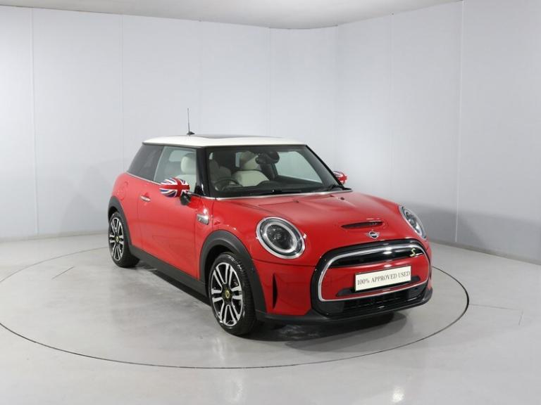 MINI HATCHBACK 135kW Cooper S Level 3 33kWh 3dr Auto
