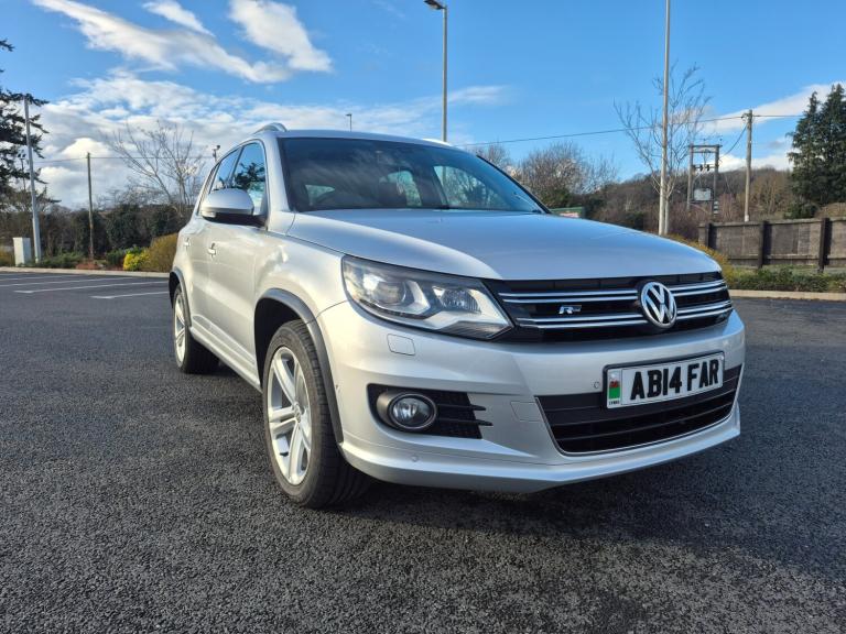 2014 Volkswagen Tiguan 2.0 TDi BlueMotion Tech R-Line 5dr ESTATE Diesel Manual