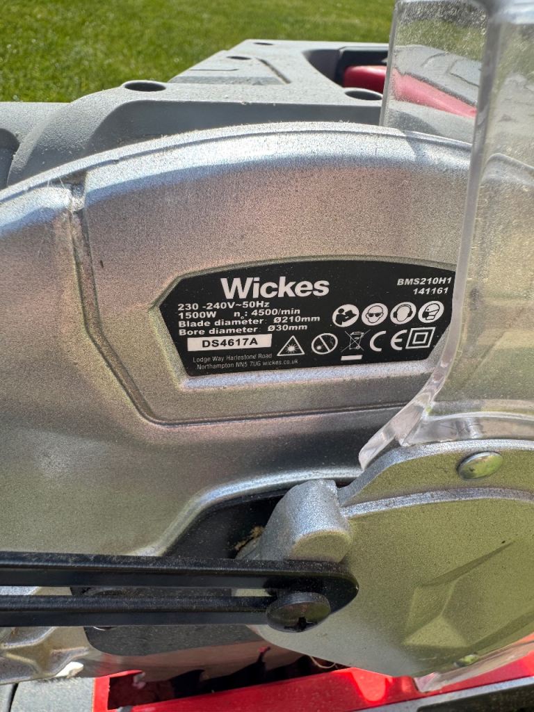 Wickes Miter Saw - Good Condition, Ready for Use