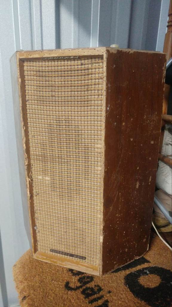 Vintage Ferranti ES 1035 Speaker – Fair Condition, Wood Cabinet