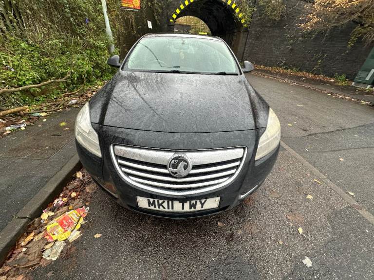 VAUXHALL INSIGNIA 2011 2.0 DIESEL BREAKING FOR PARTS 