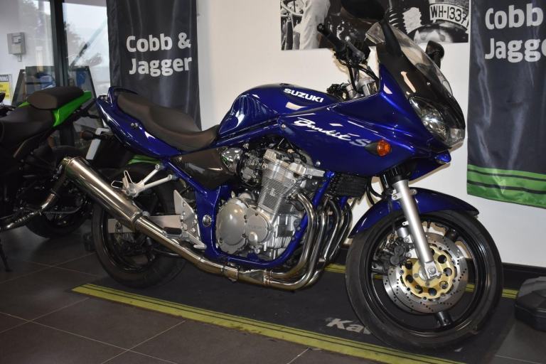 SUZUKI GSF600S BANDIT-ONE OWNER-STANDARD-WITH HANDBOOK-SERVICE BOOK 