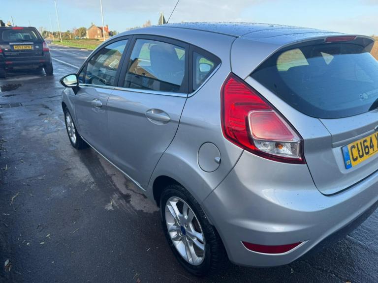 FORD FIESTA 1.3 Zetec Silver Manual Petrol 2014