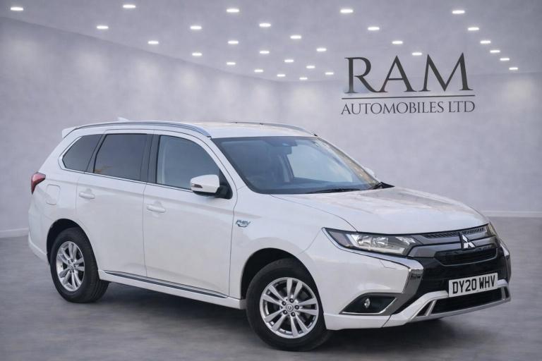 2020 Mitsubishi Outlander 2.4h TwinMotor 13.8kWh Reflex SUV 5dr Petrol Plug-in Hybrid CVT 4WD Eur...