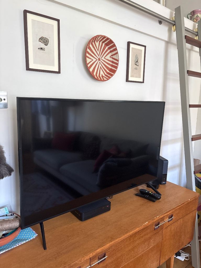 Samsung QLED 49 inch 4K Ultra HD