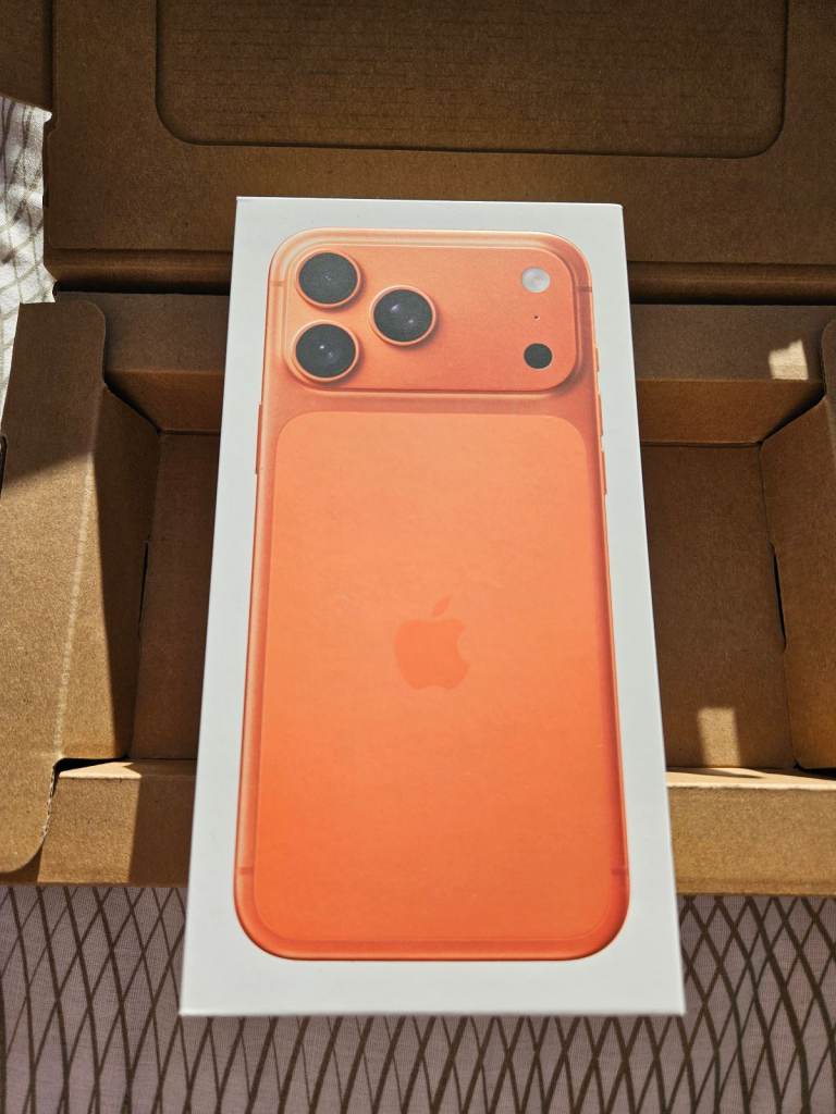 Brand New Sealed iPhone 17 Pro Max 256GB Cosmic Orange