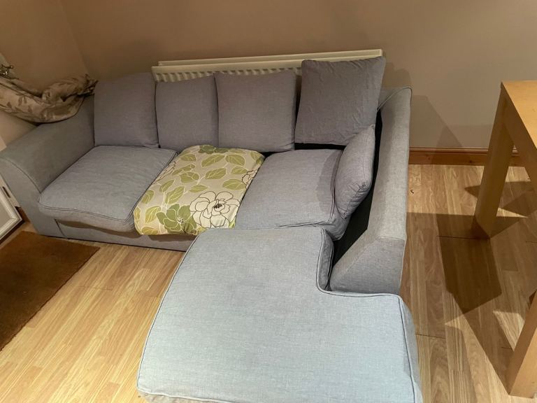 Free L shape sofa to be collected on Friday 13th March 