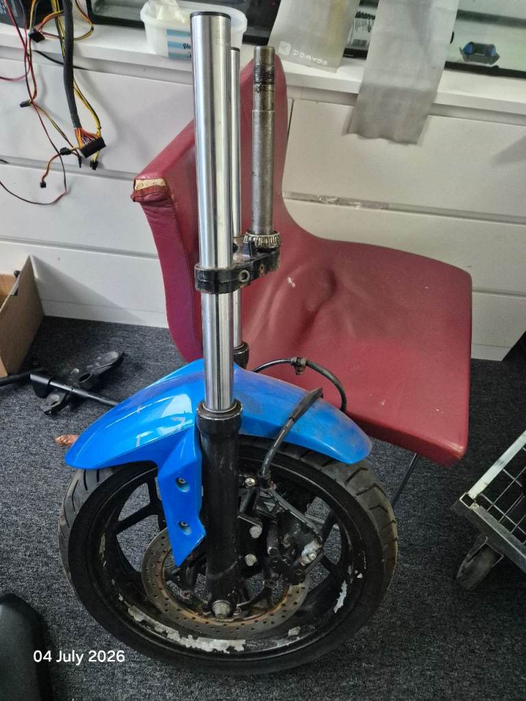 Bike parts offerts please/ swap?