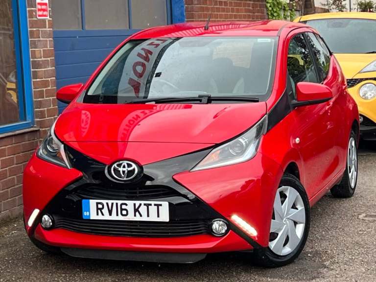 2016 Toyota AYGO 1.0 VVT-i X-Play 5dr HATCHBACK Petrol Manual