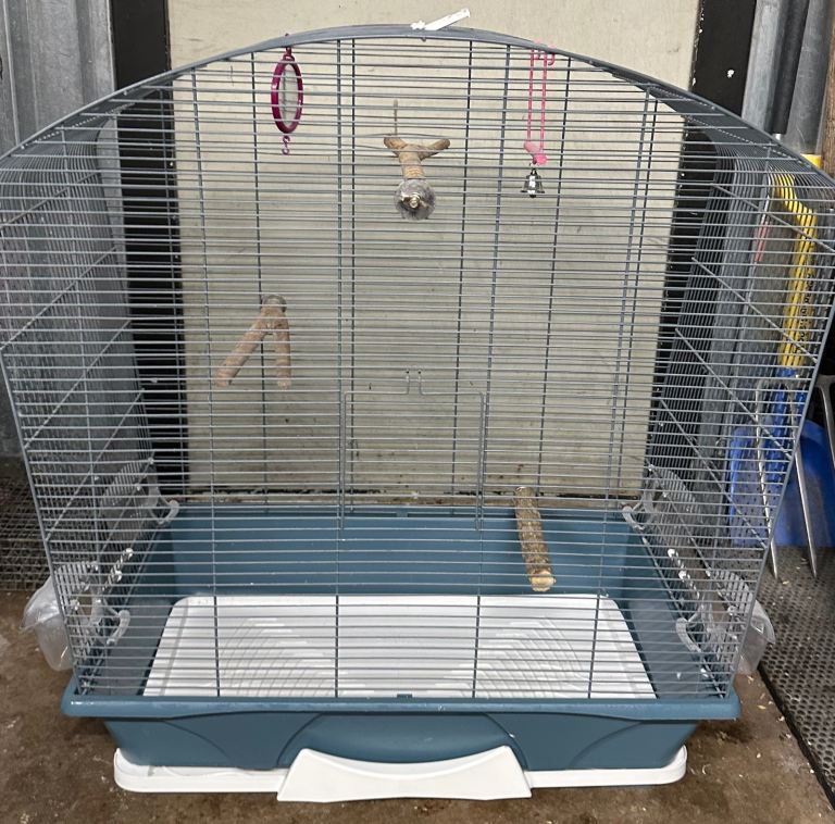 Bird cage £40 no offers 