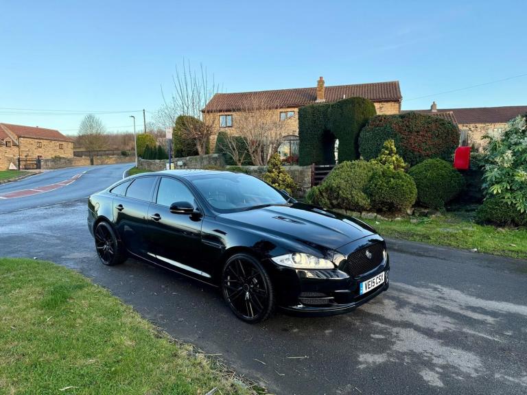 image for 2015 Jaguar XJ 3.0d V6 Portfolio 4dr Auto [8] SALOON Diesel Automatic