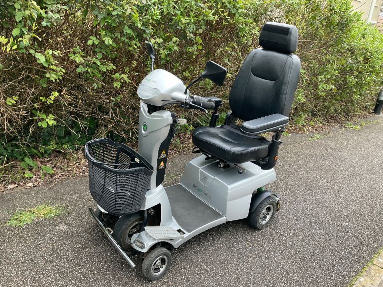 QUINGO VITESS SUBSTANTIAL MOBILITY SCOOTER.