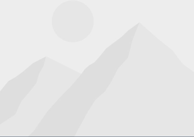 2-3 bedroom house wanted!!