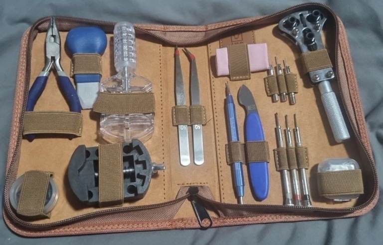 H&S 147pcs Watch Repair Tool Kit Strap Link Pin Removal Adjustment Tool Kit Back