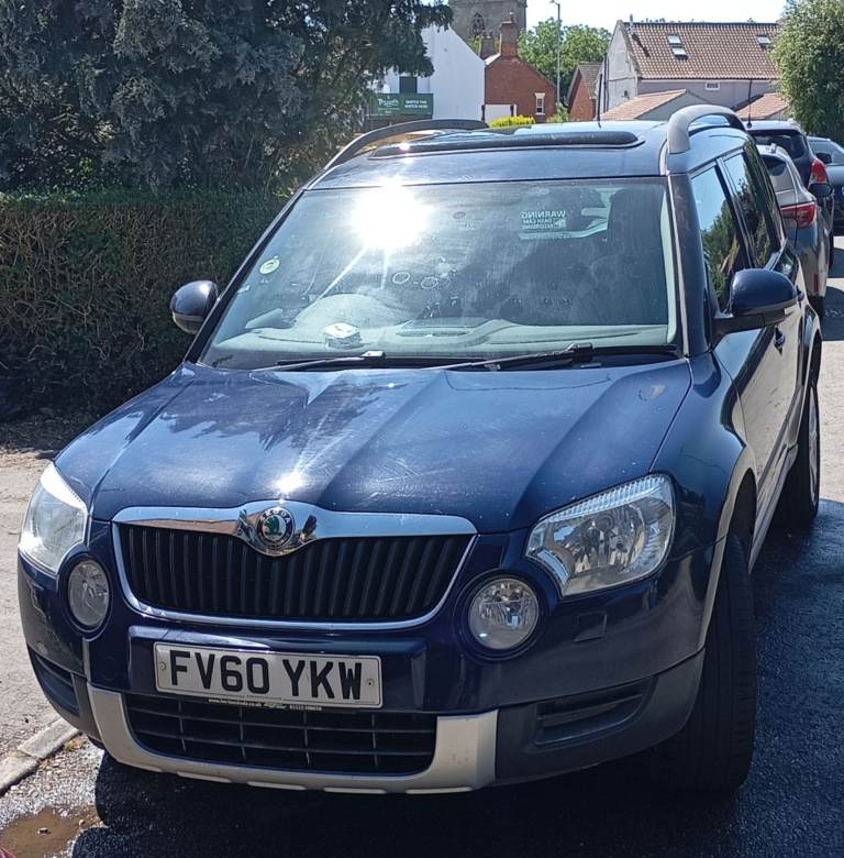 Skoda, YETI, Hatchback, 2010, Manual, 1968 (cc), 5 doors