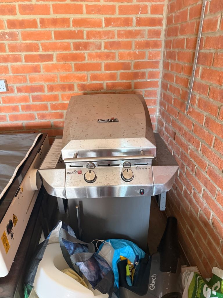 Charbroil 2 burner bbq