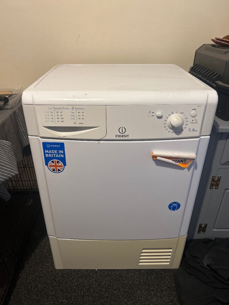 Indesit Tumble Dryer – White, Good Condition