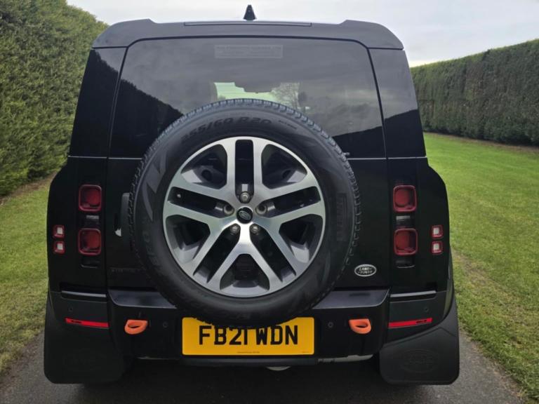 2021 Land Rover Defender 3.0 D200 Hard Top Auto PANEL VAN Diesel Automatic