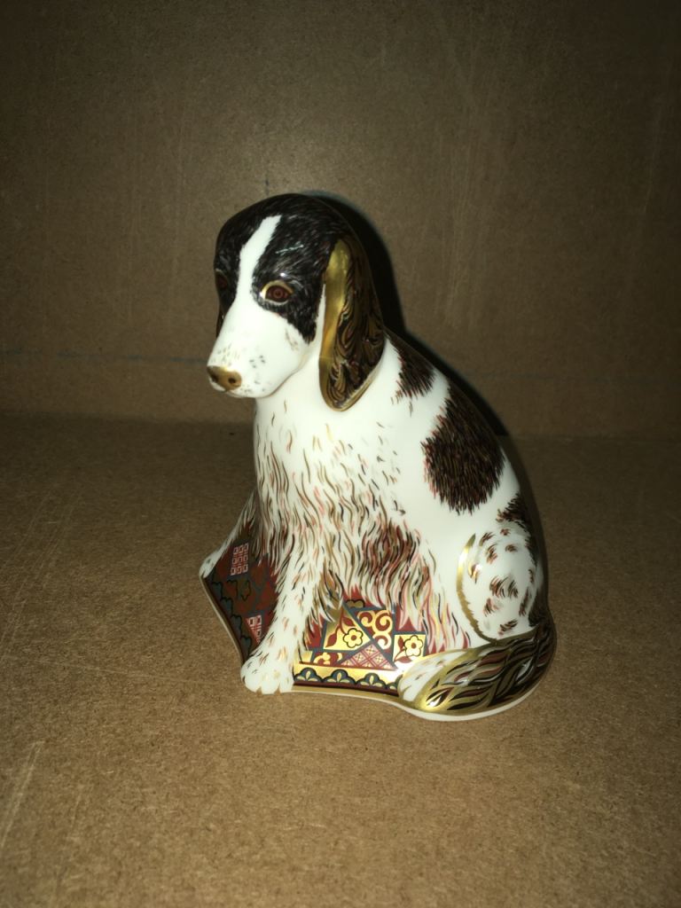 Retired Royal Crown Derby Molly Dog Paperweight
