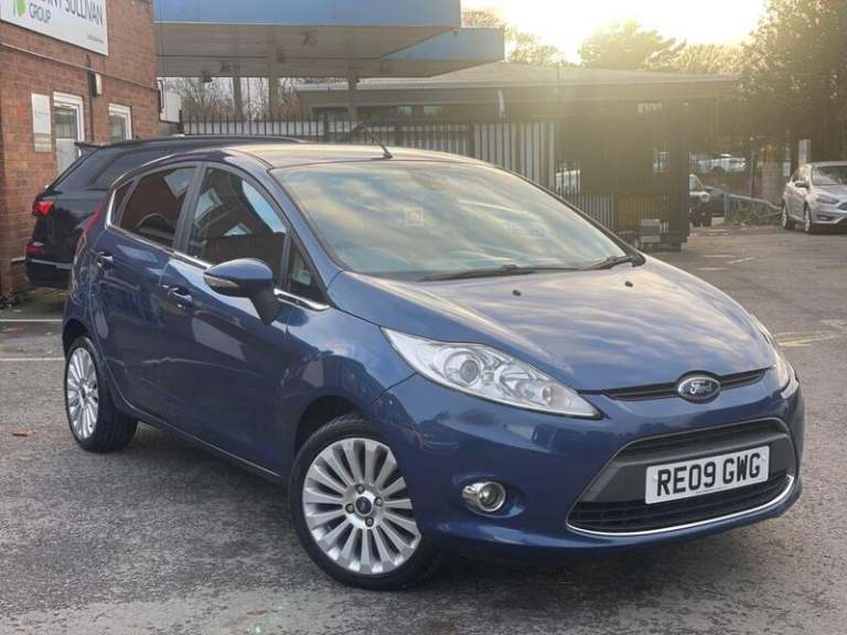 2009 Ford Fiesta 1.4 Titanium 5dr Auto HATCHBACK PETROL Automatic
