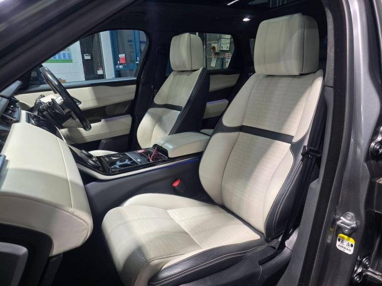 2018 Land Rover Range Rover Velar 3.0 D300 First Edition 5dr Auto ESTATE DIESEL Automatic