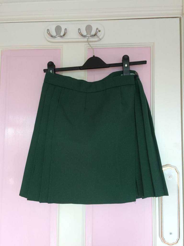 Albyn School hocky skirt