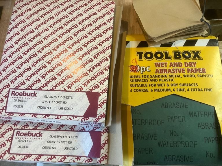 Roebuck Glasspaper Sheets & Tool Box Wet/Dry Abrasive Paper - New
